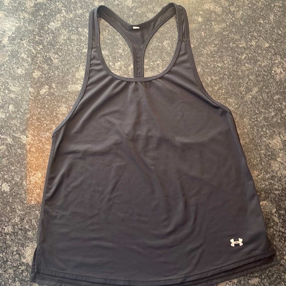 Under Armour - Black workout tank